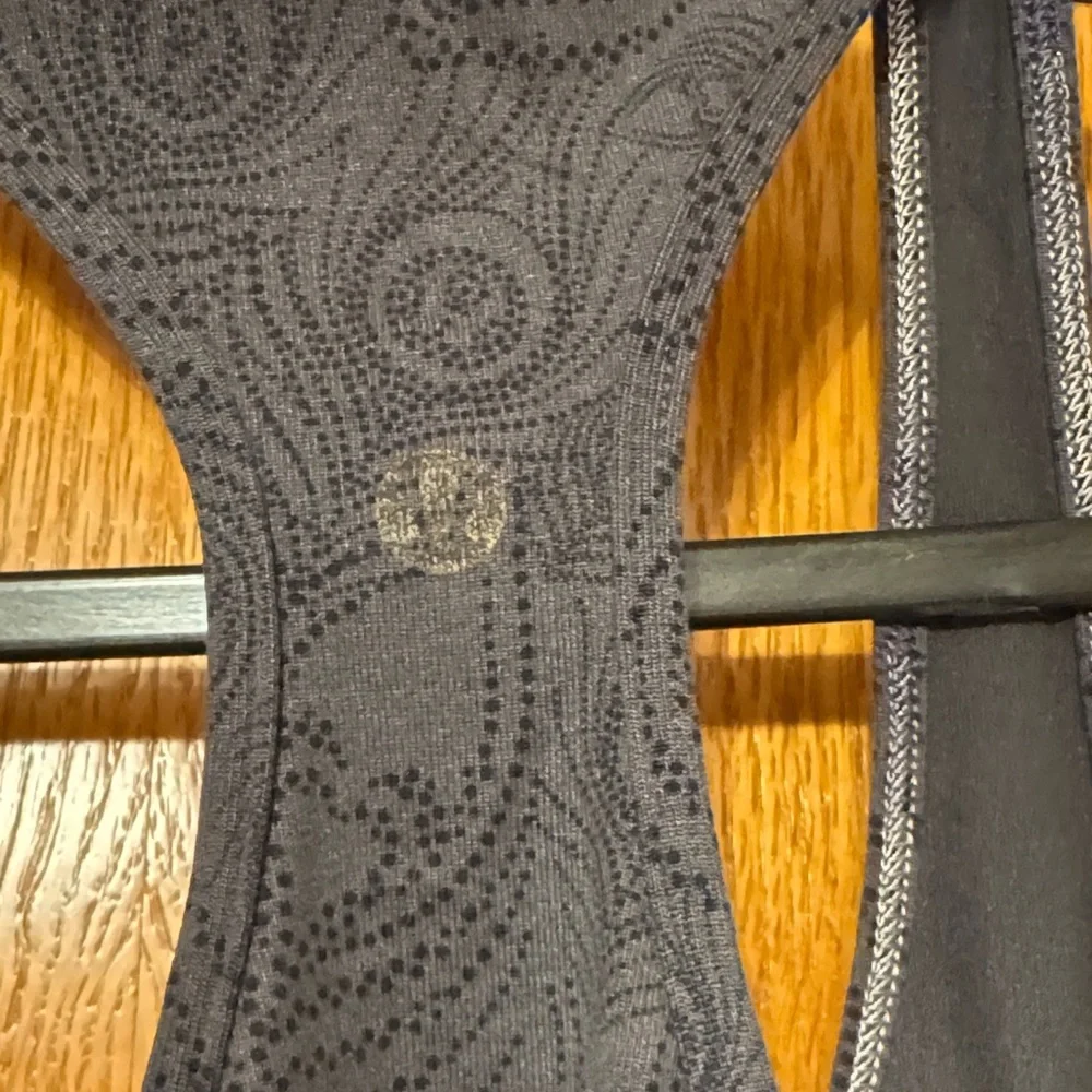 Lululemon Athletica gray/black Women's Tank Top
